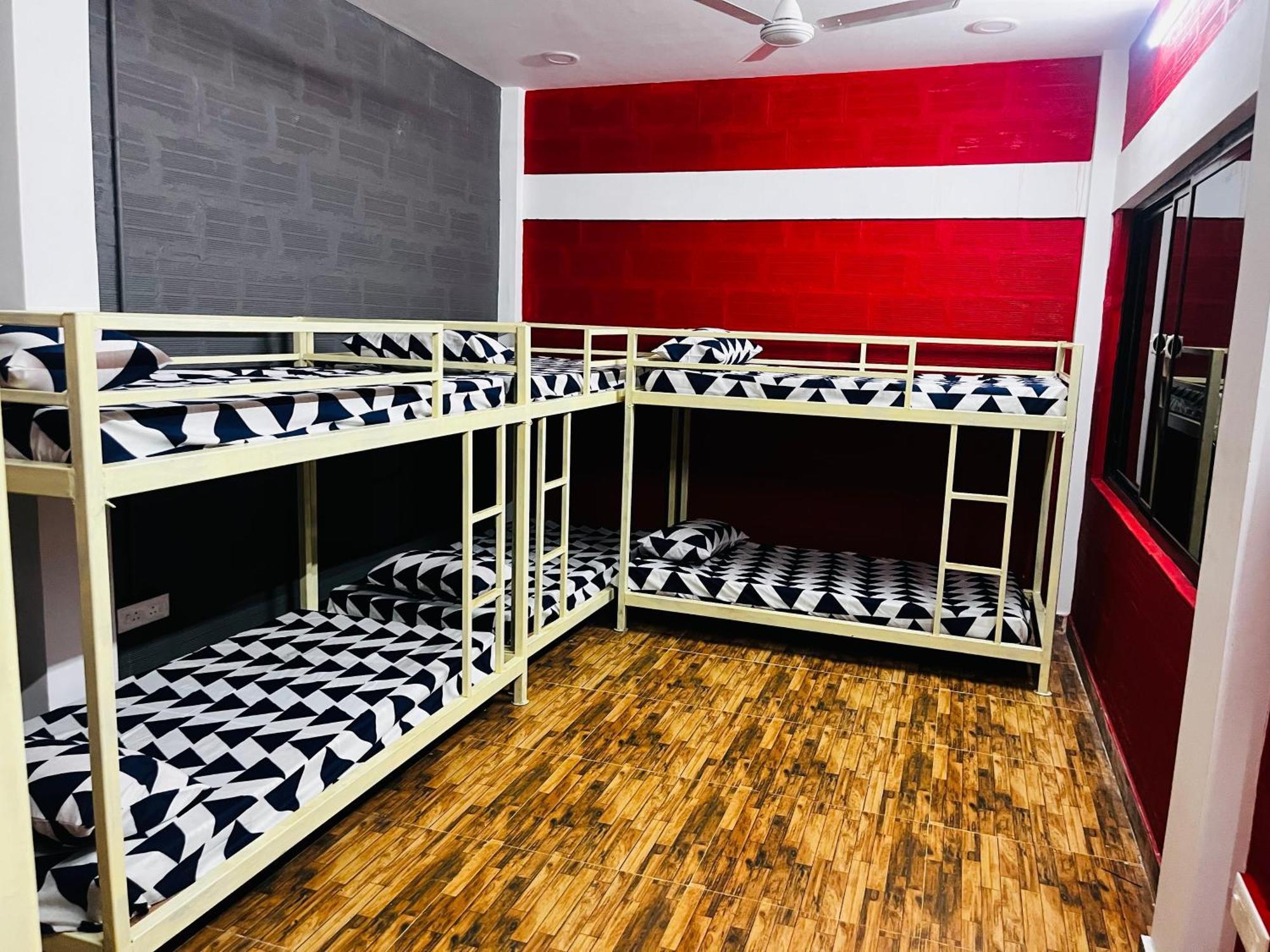 Hostel Kuruku Santhu Colive Ποντισερί Εξωτερικό φωτογραφία